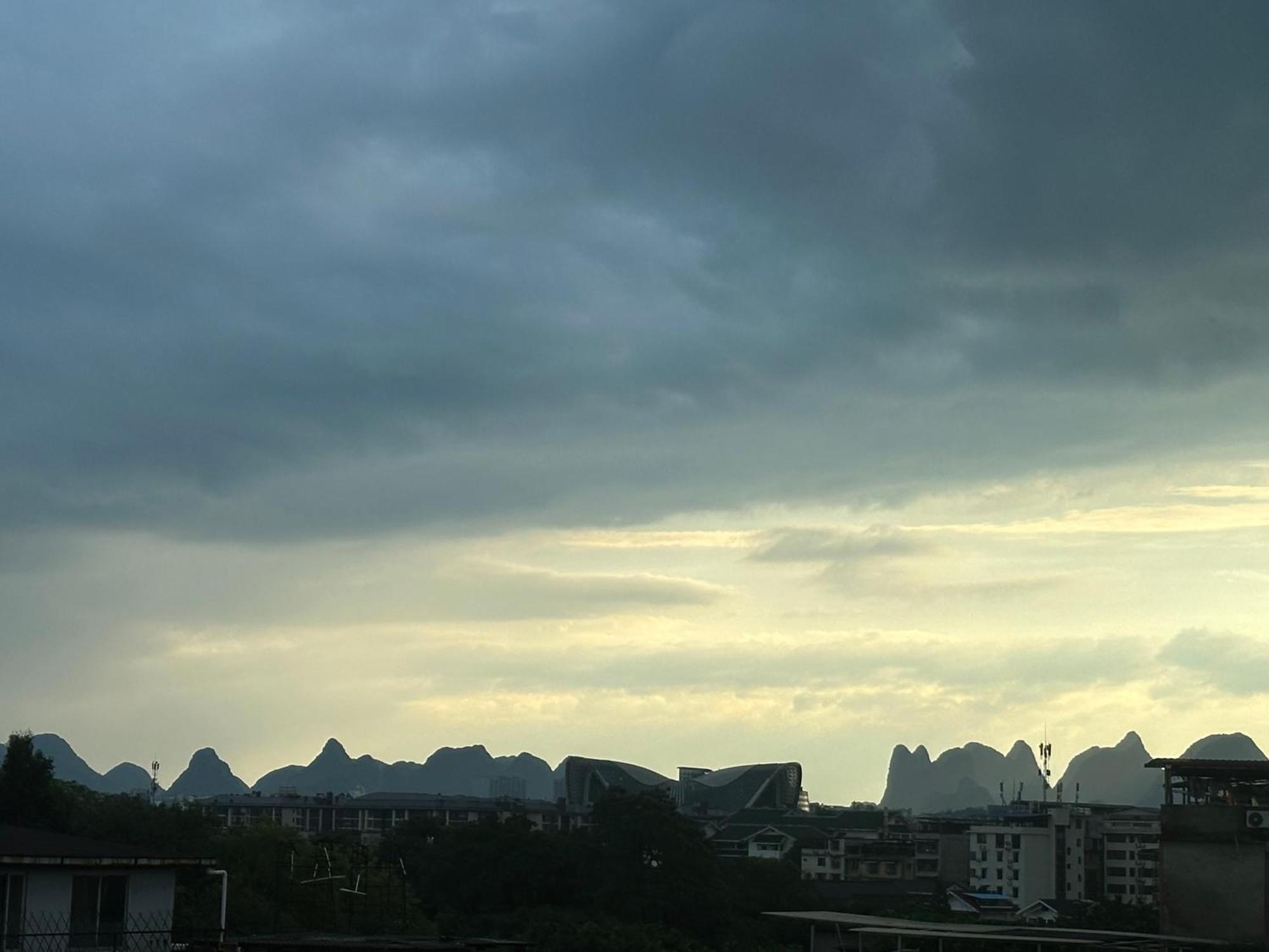 Guilin Tree Hotel Exteriör bild